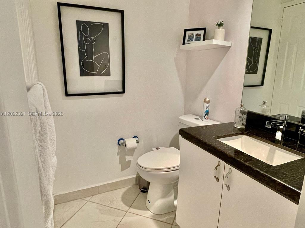 2030 S Ocean Drive 801 Property Photo 8