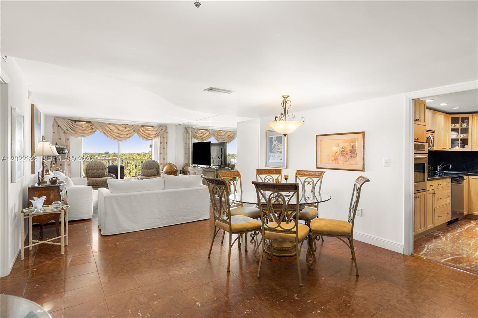 210 Sea View Drive 611 Property Photo 9