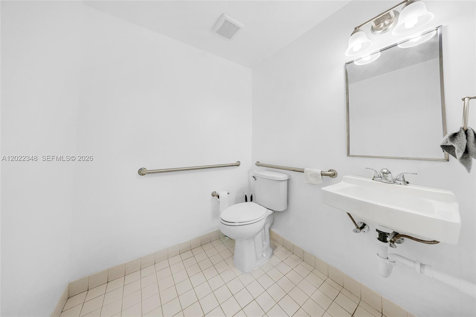 8009 Nw 29th Street 8009 Property Photo 8