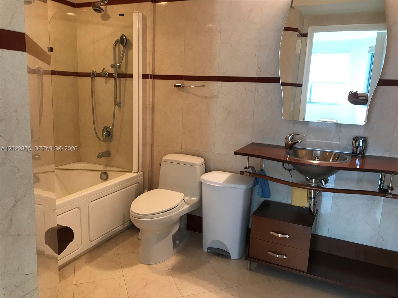 110 Washington Avenue 1614 Property Photo 15