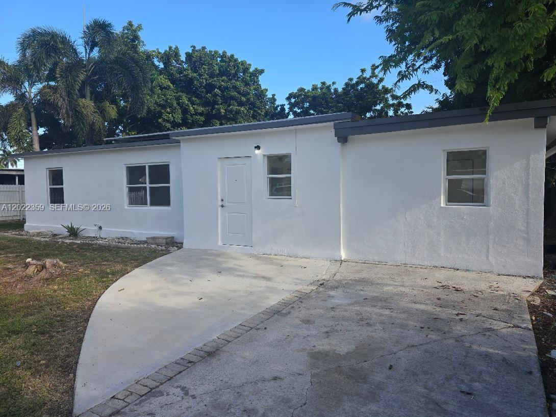 15340 Garfield Drive Property Photo 1