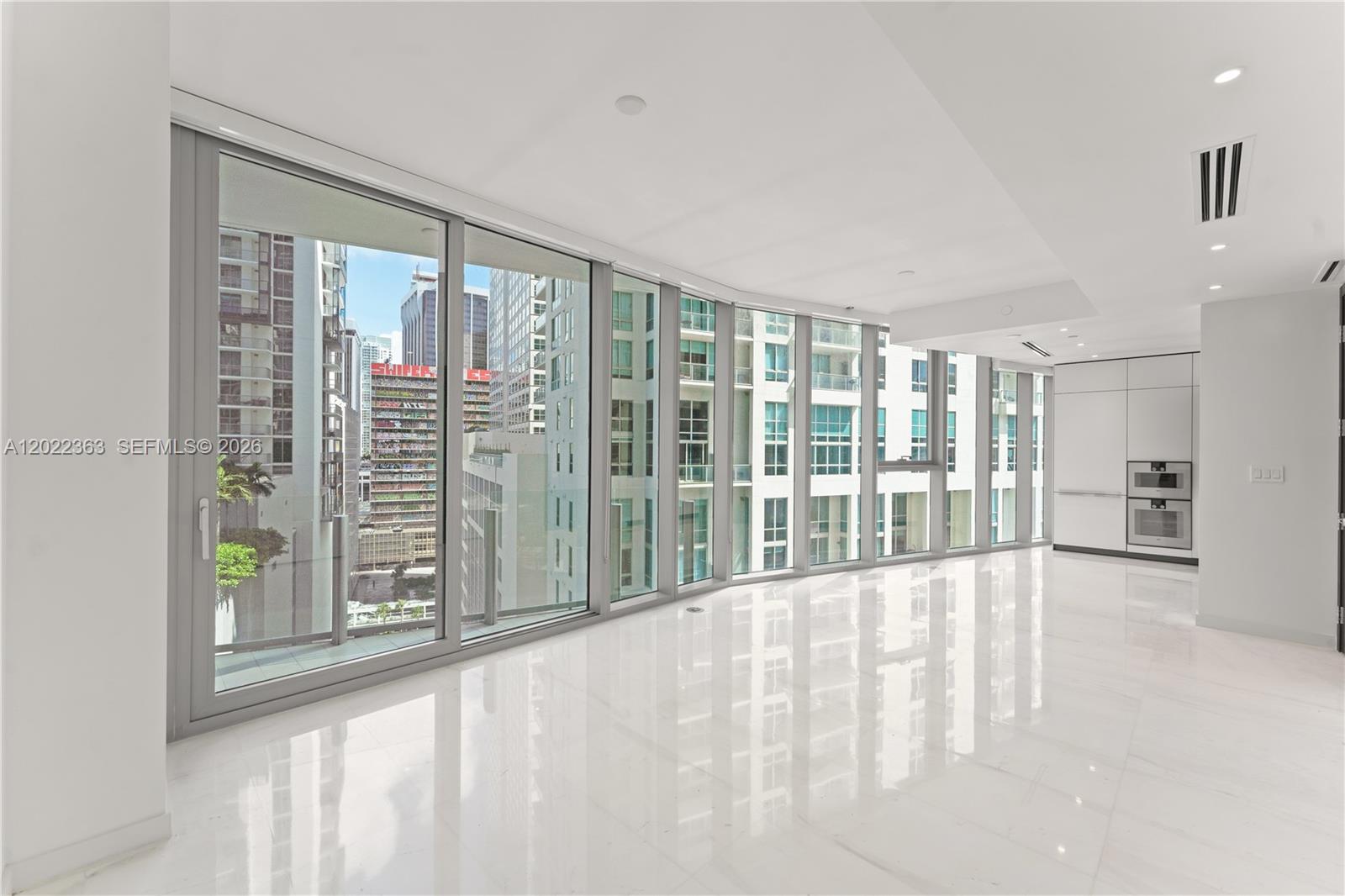300 Biscayne Blvd Way 1406 Property Photo 1