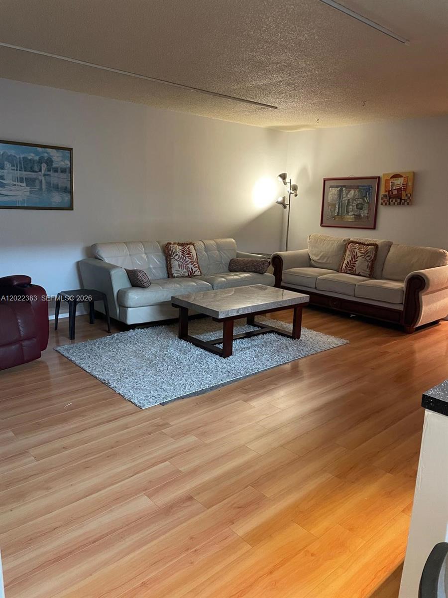 18021 Biscayne Boulevard 1701 Property Photo 8