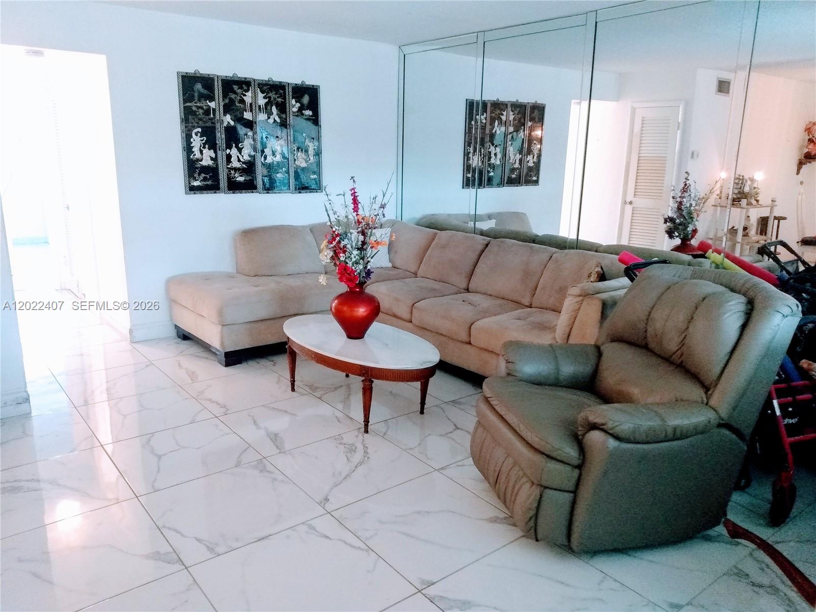 581 Blue Heron Drive 315-b Property Photo 5