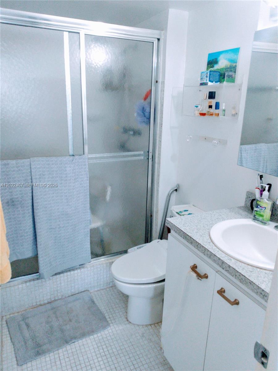 581 Blue Heron Drive 315-b Property Photo 10