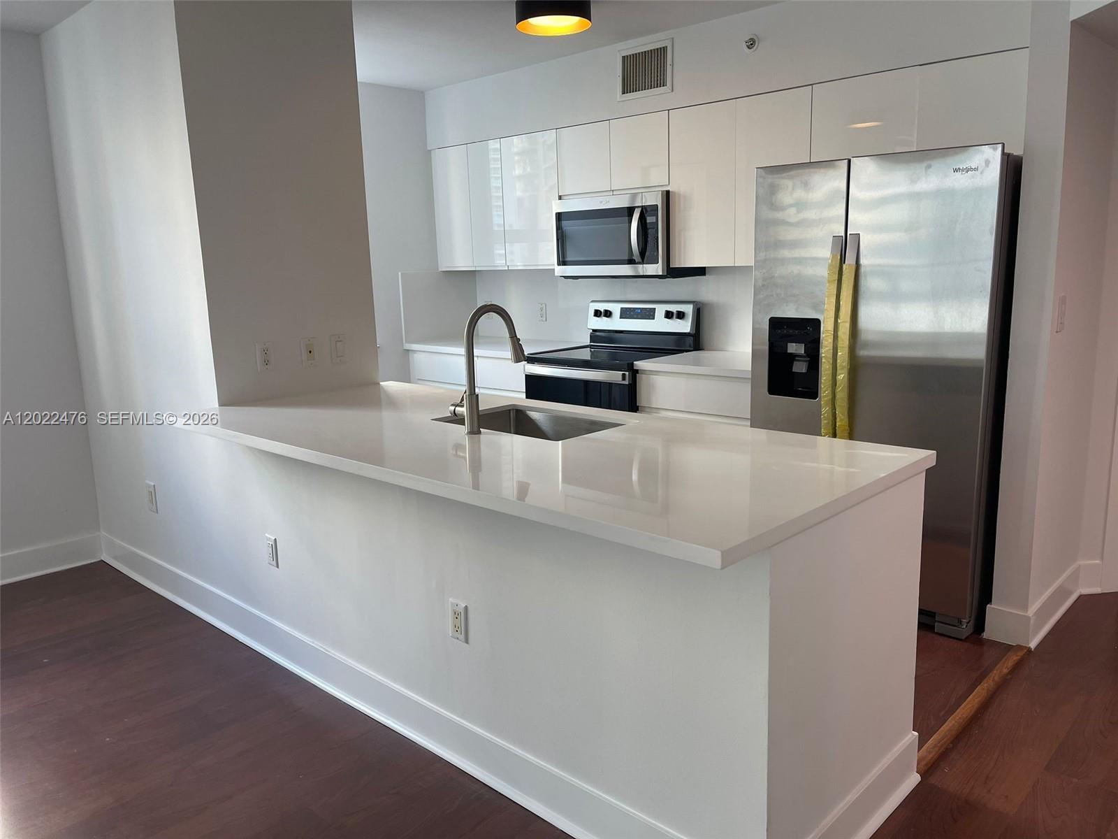 1155 Brickell Bay Drive 1102 Property Photo 1