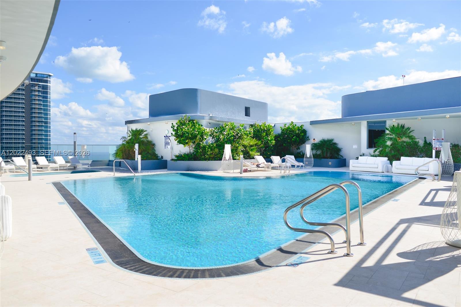 1000 Brickell Plaza 2715 Property Photo 12