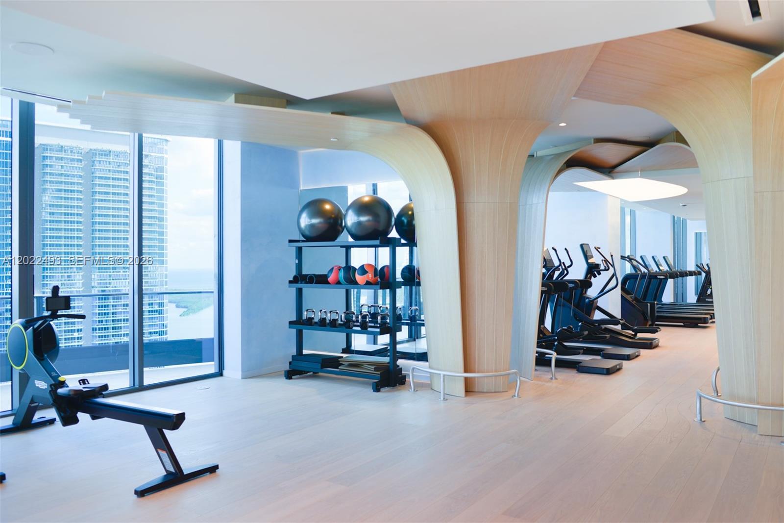 1000 Brickell Plaza 2715 Property Photo 16