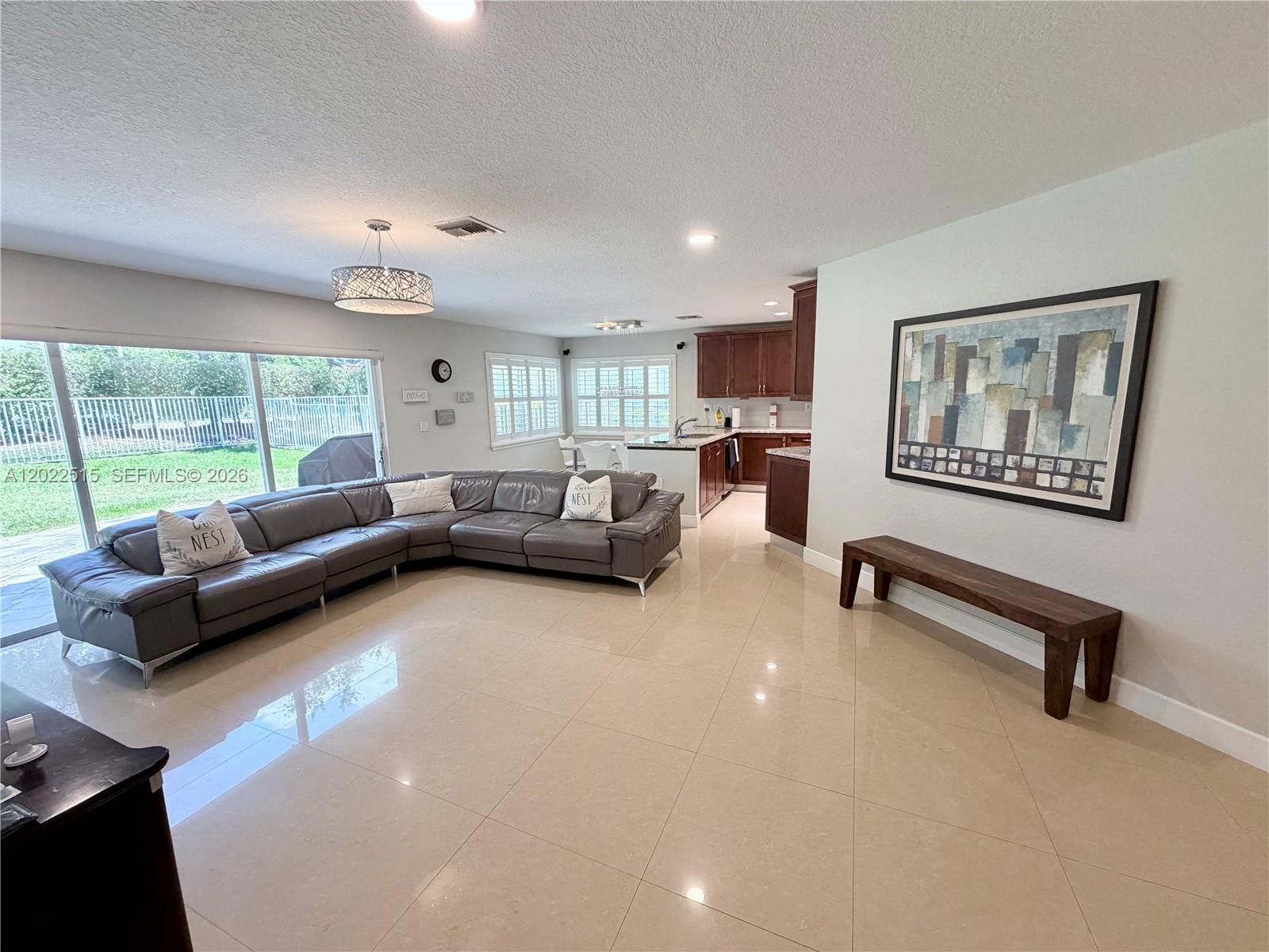 4020 Sapphire Cove Property Photo 35