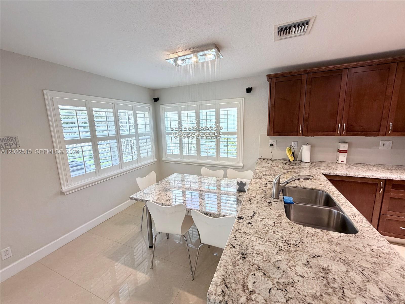 4020 Sapphire Cove Property Photo 39