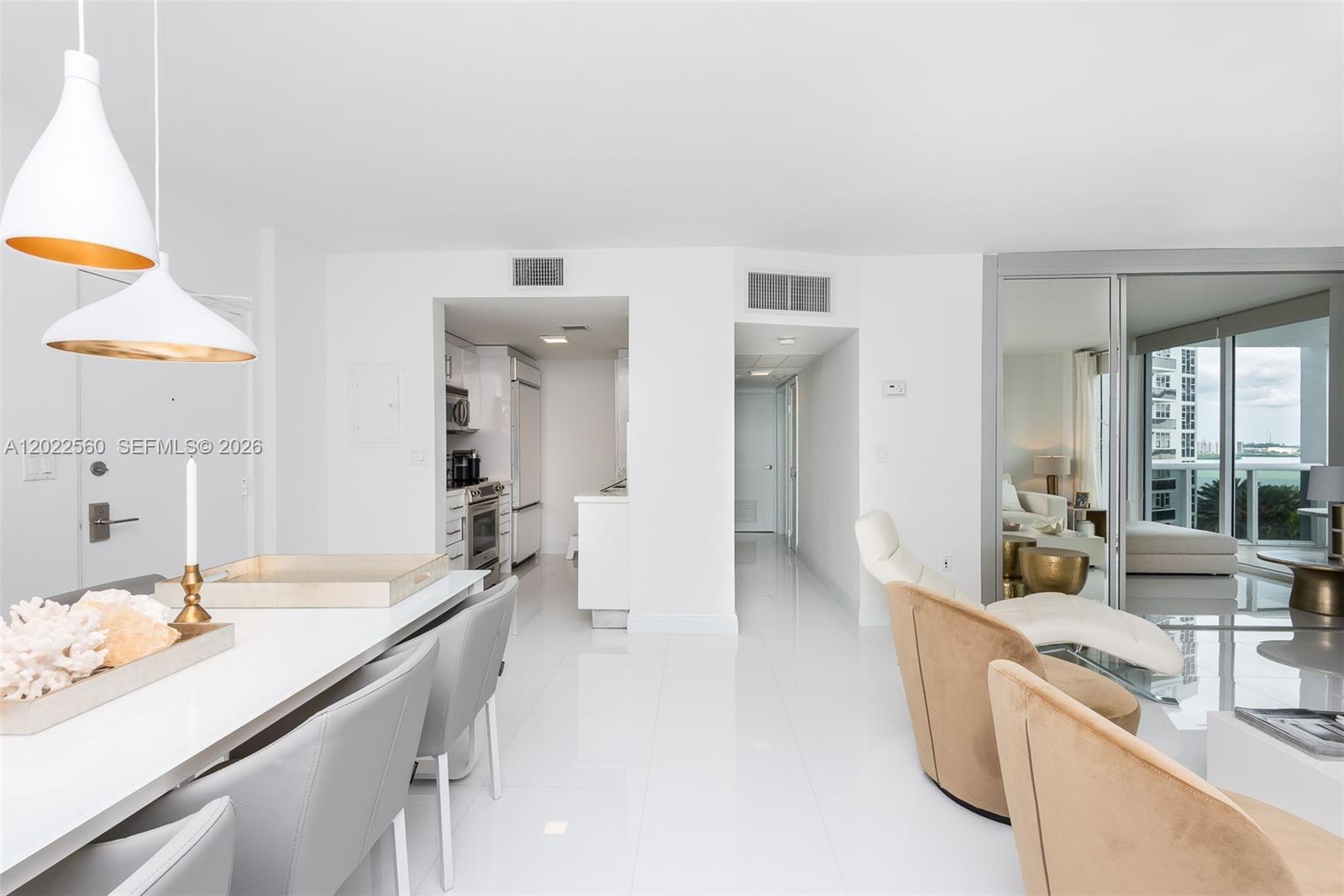 10275 Collins Avenue 706 Property Photo 8