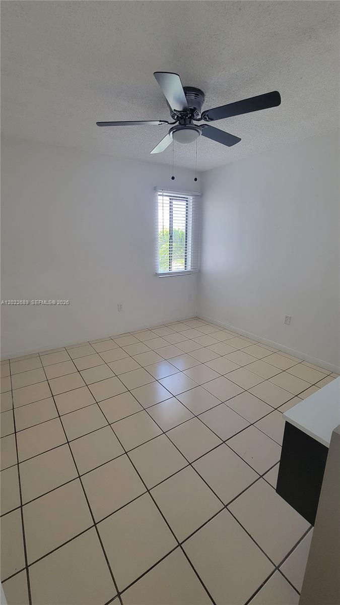 A12022689 Property Photo 18