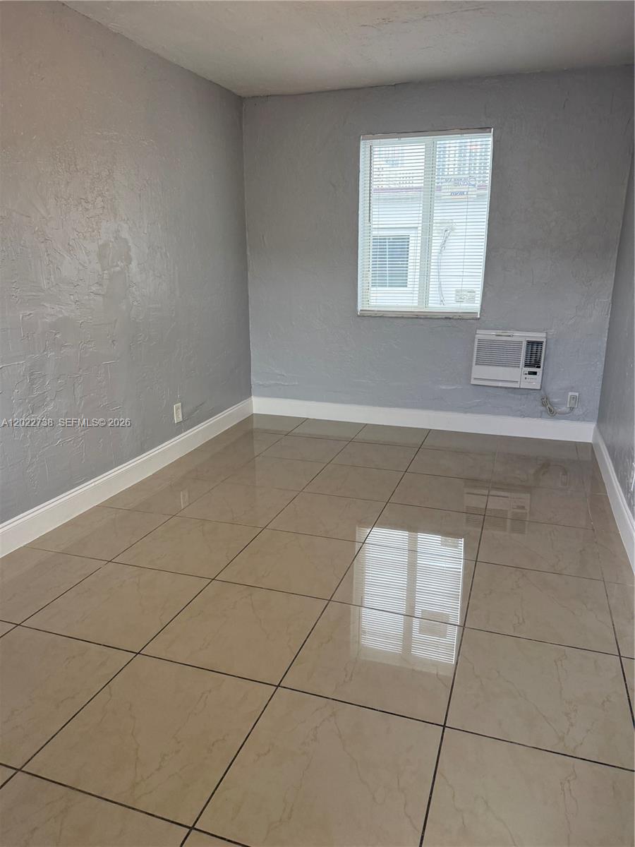 A12022738 Property Photo 7