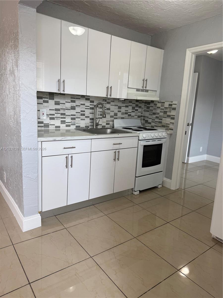 A12022738 Property Photo 8