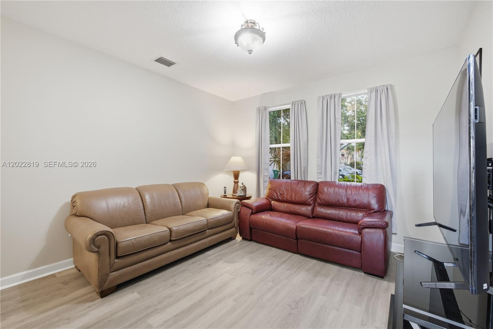 16928 Sw 35th Street Property Photo 8