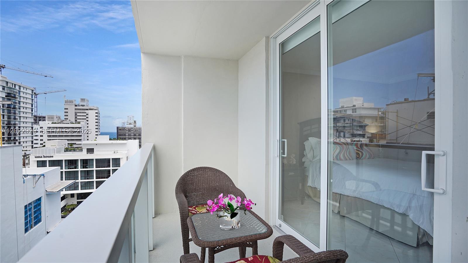 1750 James Avenue 9j Property Photo 7