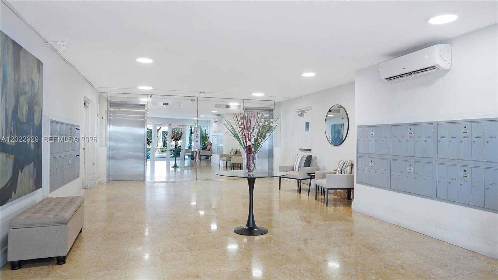 1750 James Avenue 9j Property Photo 13