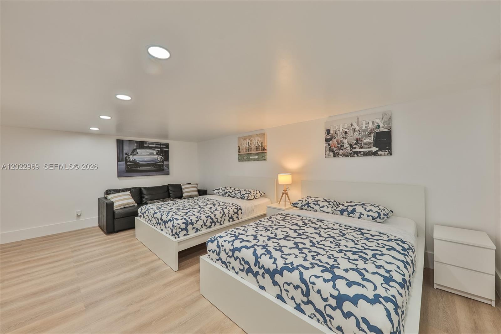 355 Bayshore Drive Property Photo 7