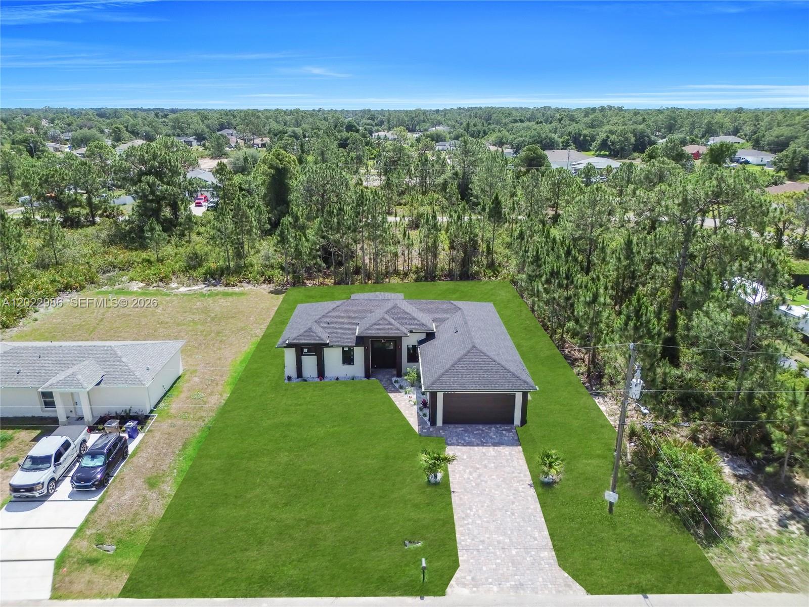 3508 Irma Avenue N Property Photo 7