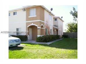 18674 SW 100th Avenue 18674 Property Photo 1