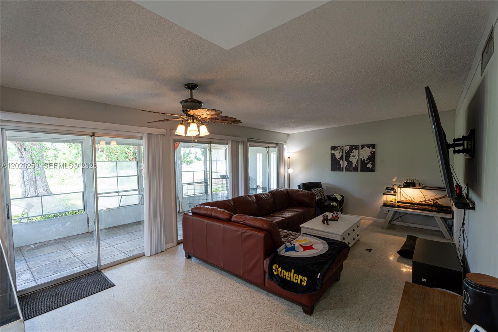982 Sw Airoso Boulevard Property Photo 18