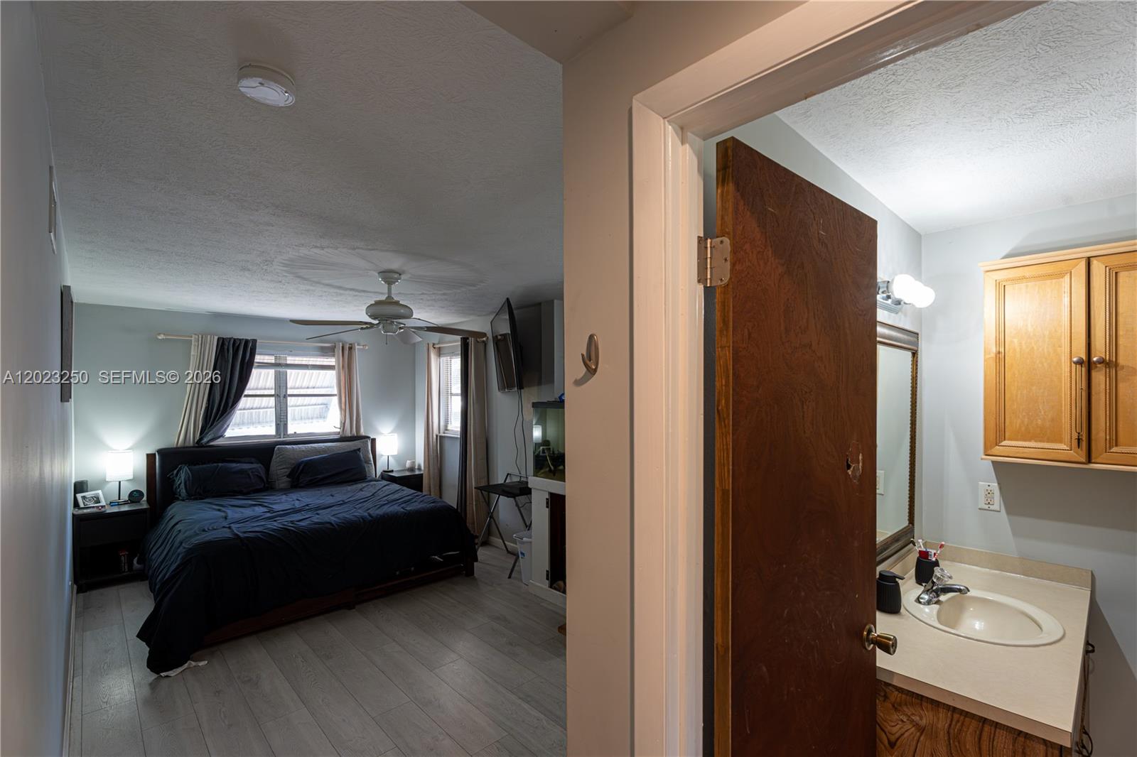 982 Sw Airoso Boulevard Property Photo 26