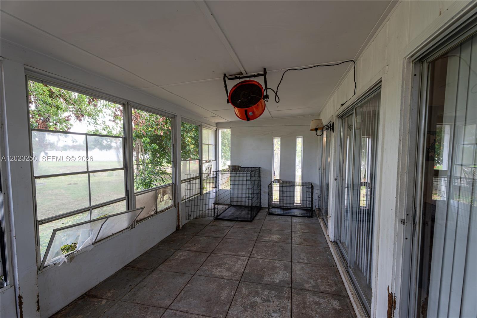 982 Sw Airoso Boulevard Property Photo 31