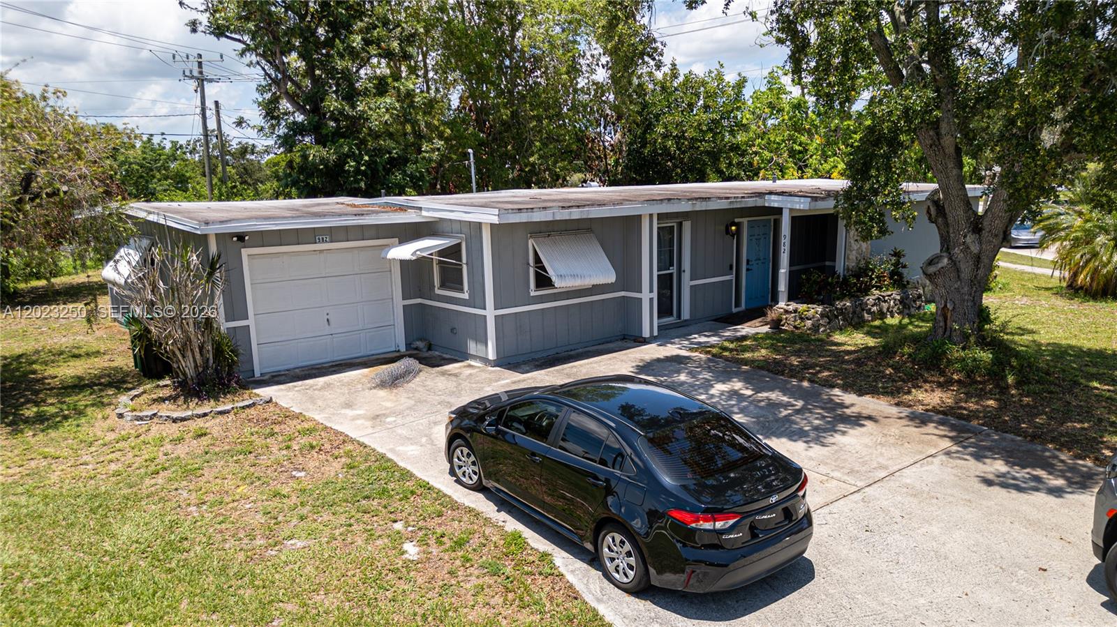 982 Sw Airoso Boulevard Property Photo 42