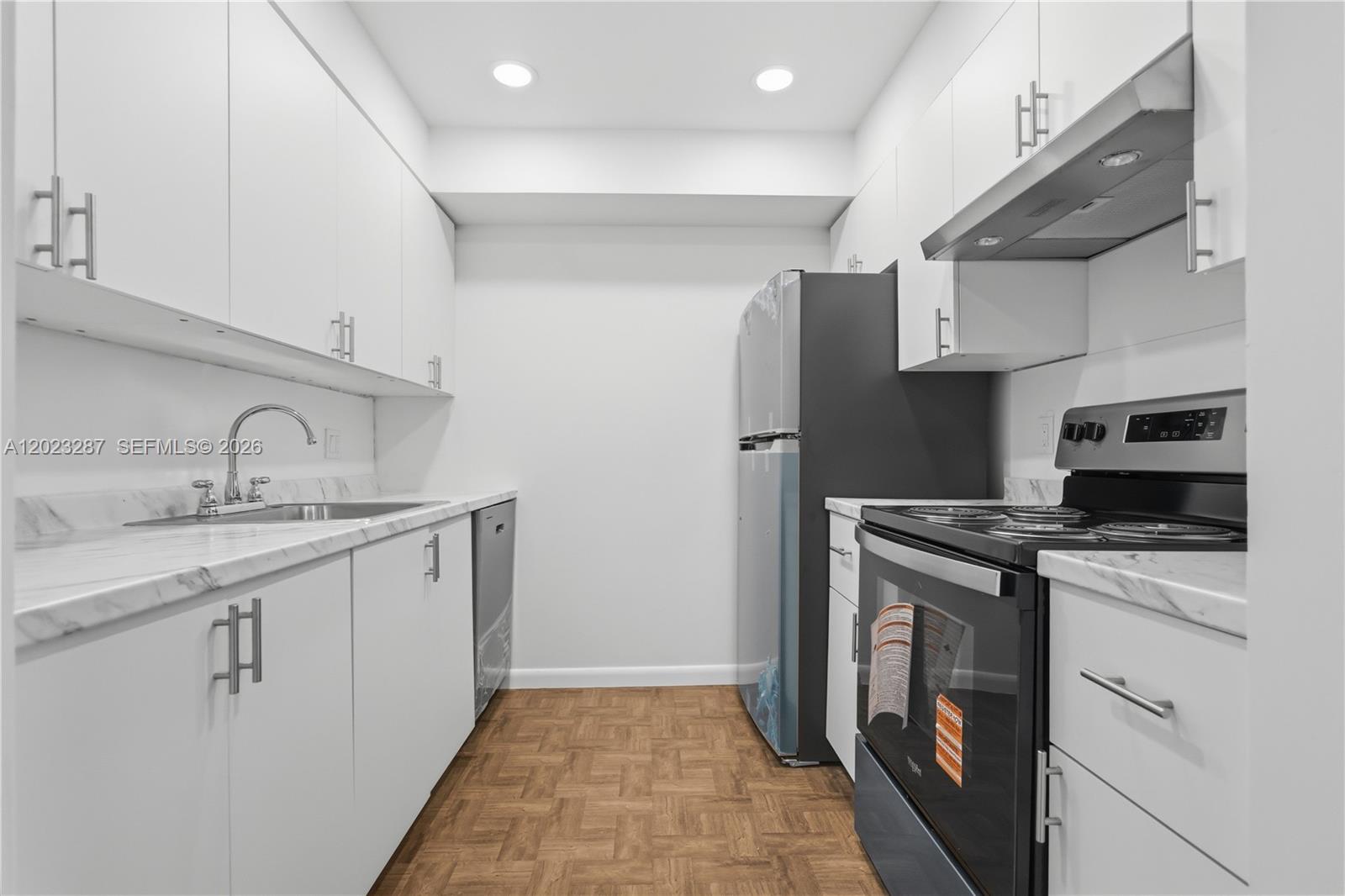 301 SW 135th Avenue 415C Property Photo 1