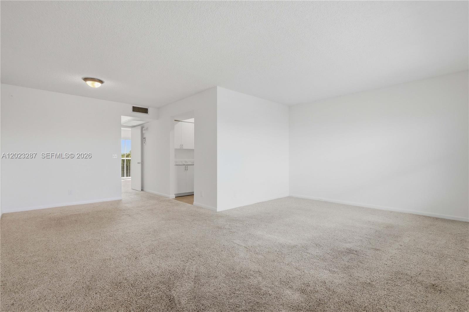 301 Sw 135th Avenue 415c Property Photo 12