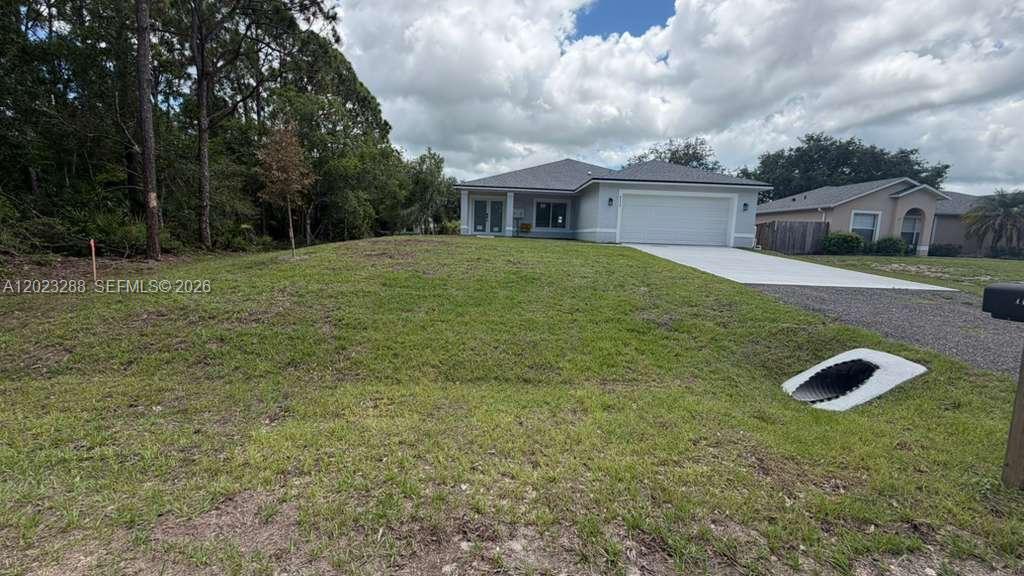 8636 100th Court Property Photo 2