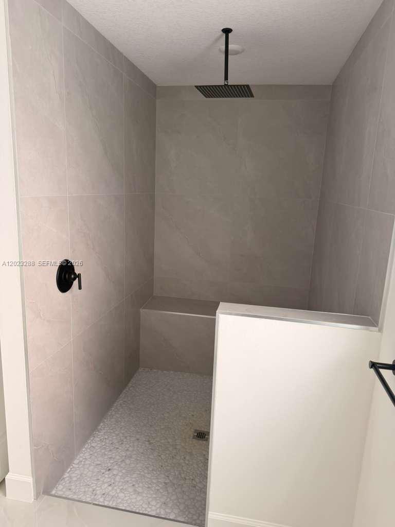 8636 100th Court Property Photo 20