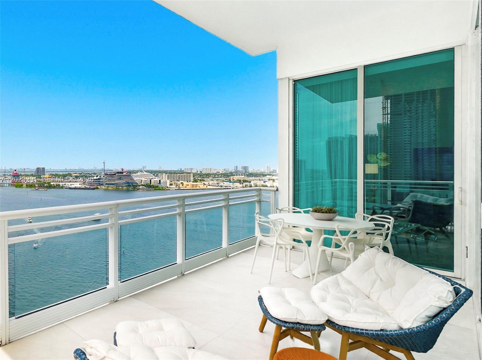 900 Brickell Key Boulevard 1801 Property Photo 4