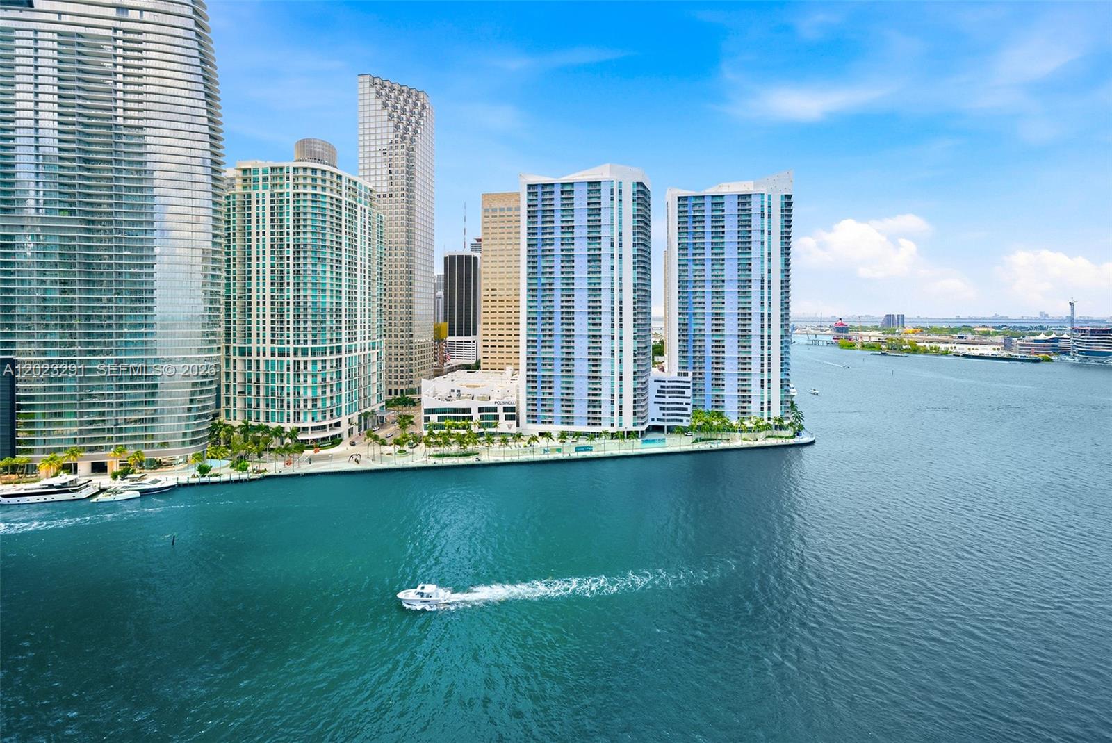 900 Brickell Key Boulevard 1801 Property Photo 35