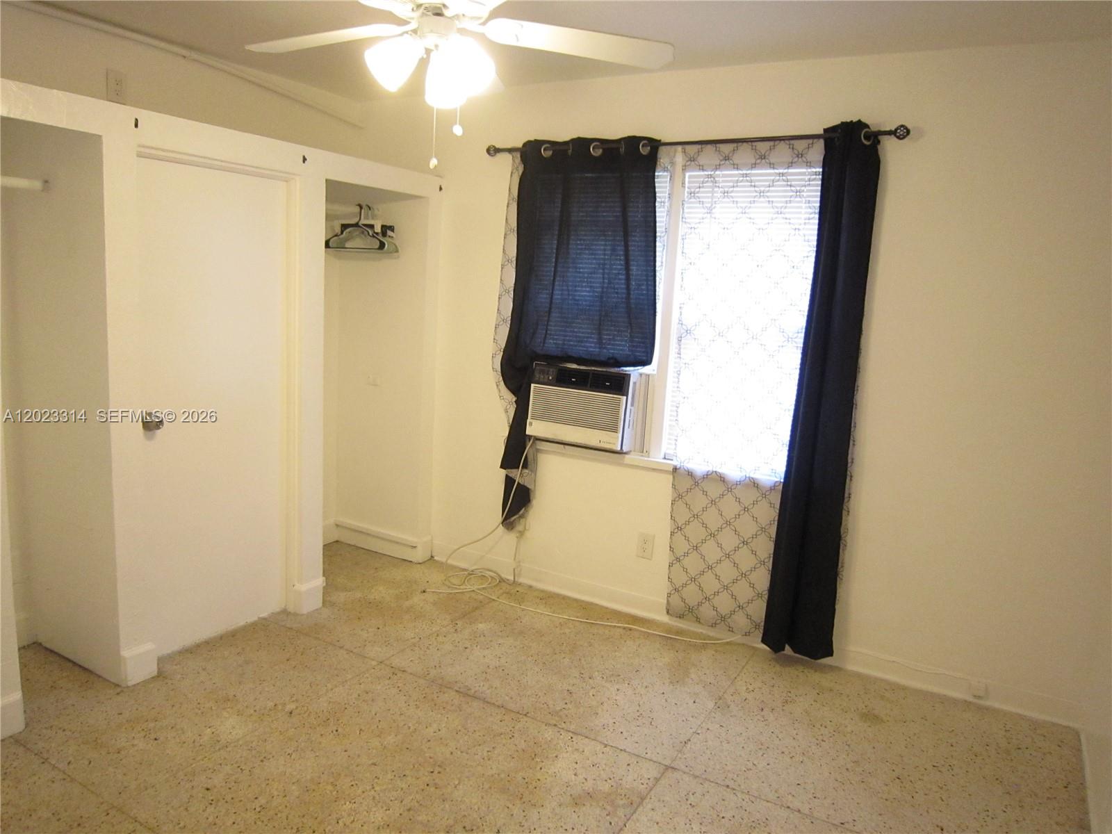 522 N 19th Avenue 5 Property Photo 8