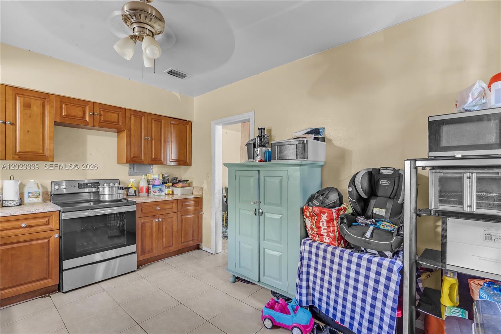 94 Nw 69th Street Property Photo 3