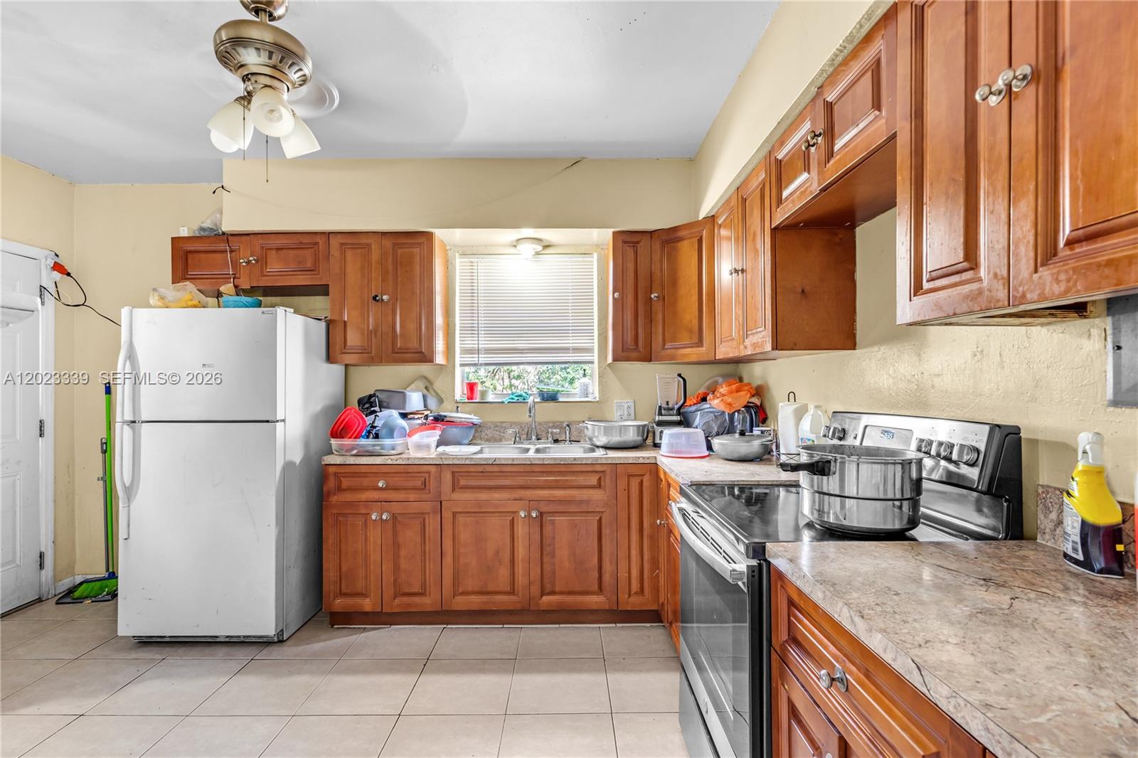 94 Nw 69th Street Property Photo 4