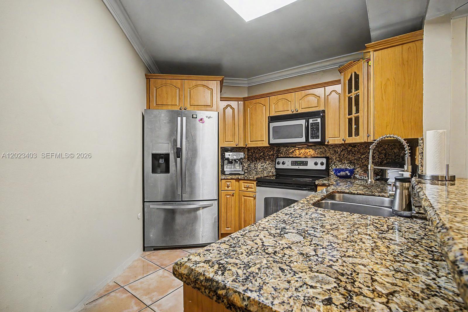 10233 Nw 9th St Circle 214-1 Property Photo 8