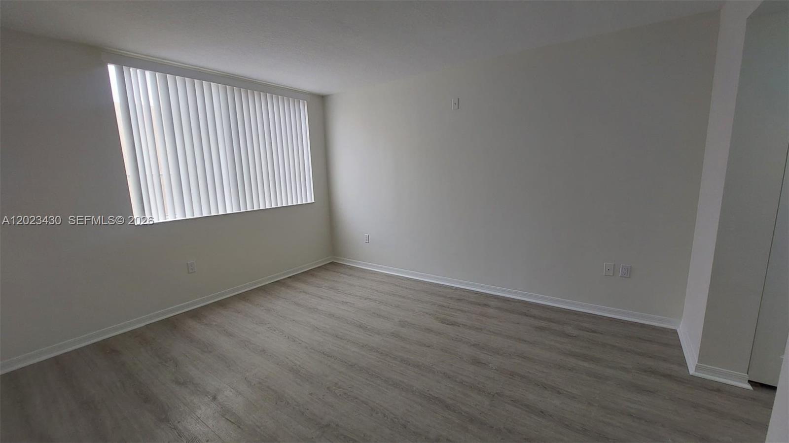 2642 Collins Avenue 408 Property Photo 7