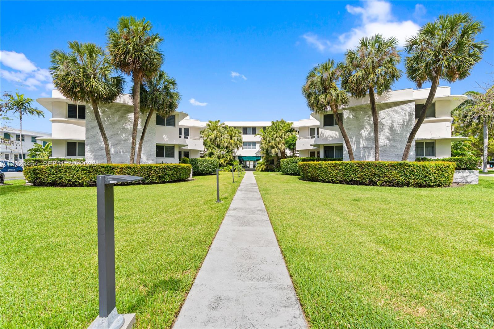 10190 Collins Avenue 306/308 Property Photo 2