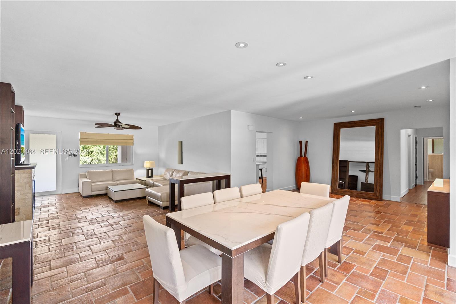 10190 Collins Avenue 306/308 Property Photo 13
