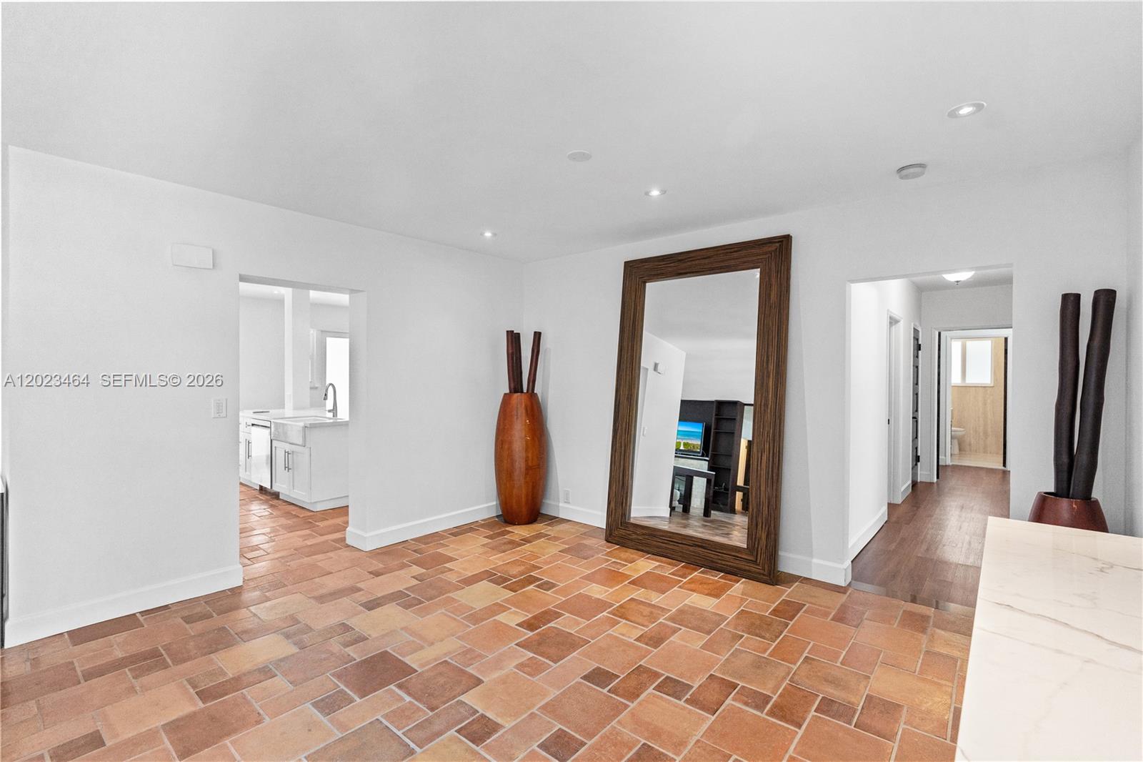10190 Collins Avenue 306/308 Property Photo 17