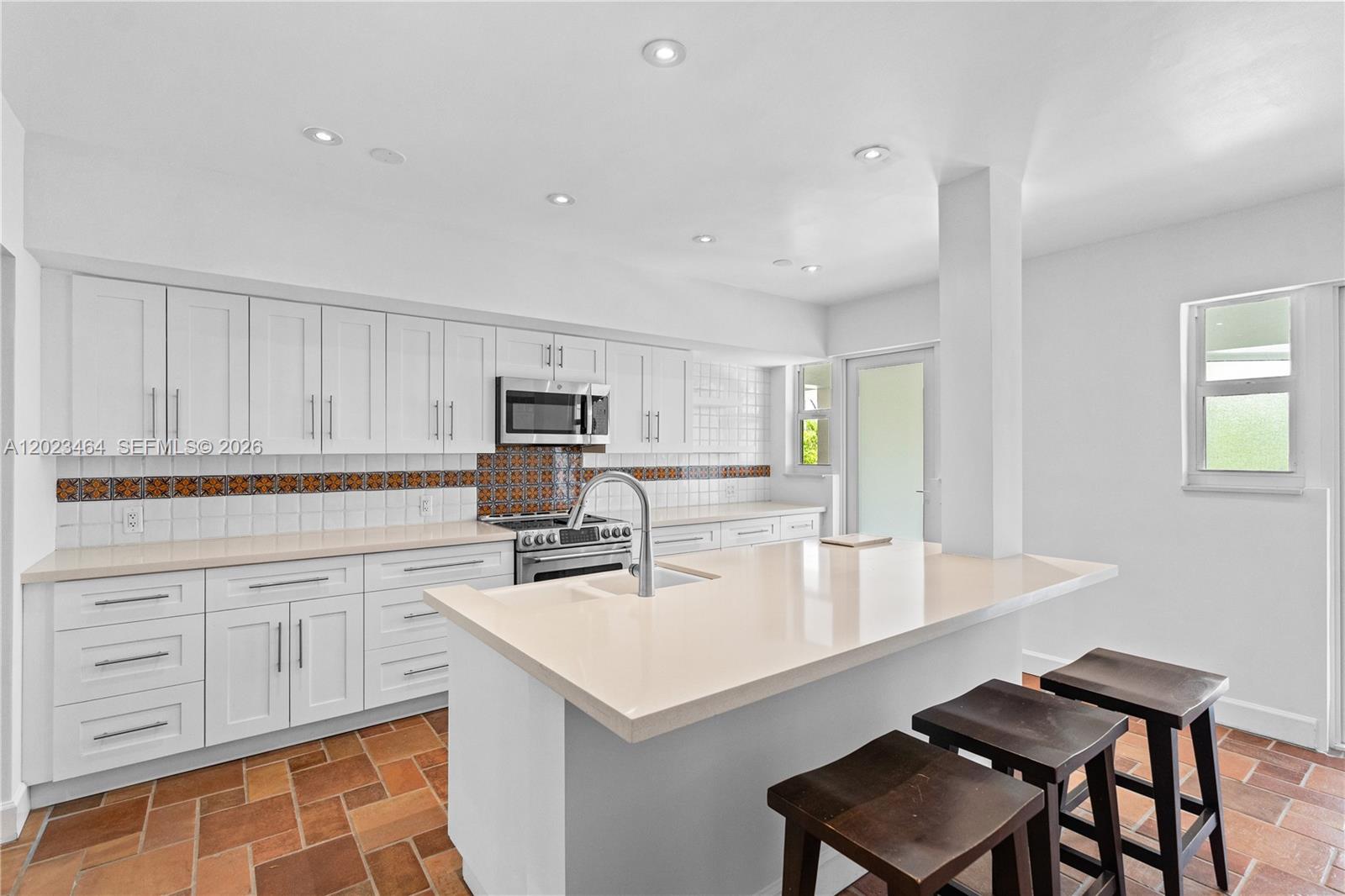 10190 Collins Avenue 306/308 Property Photo 21