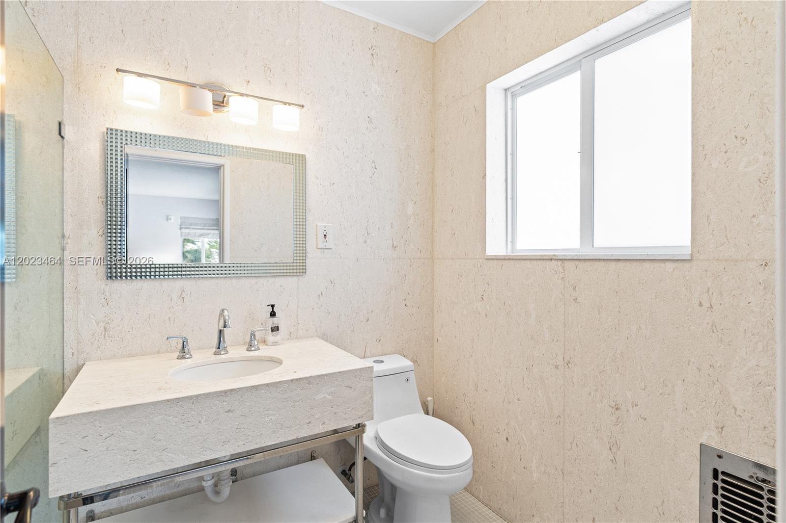 10190 Collins Avenue 306/308 Property Photo 32