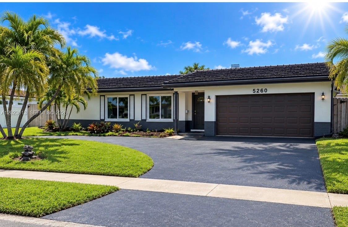 5260 Sw 10th Court Property Photo 1