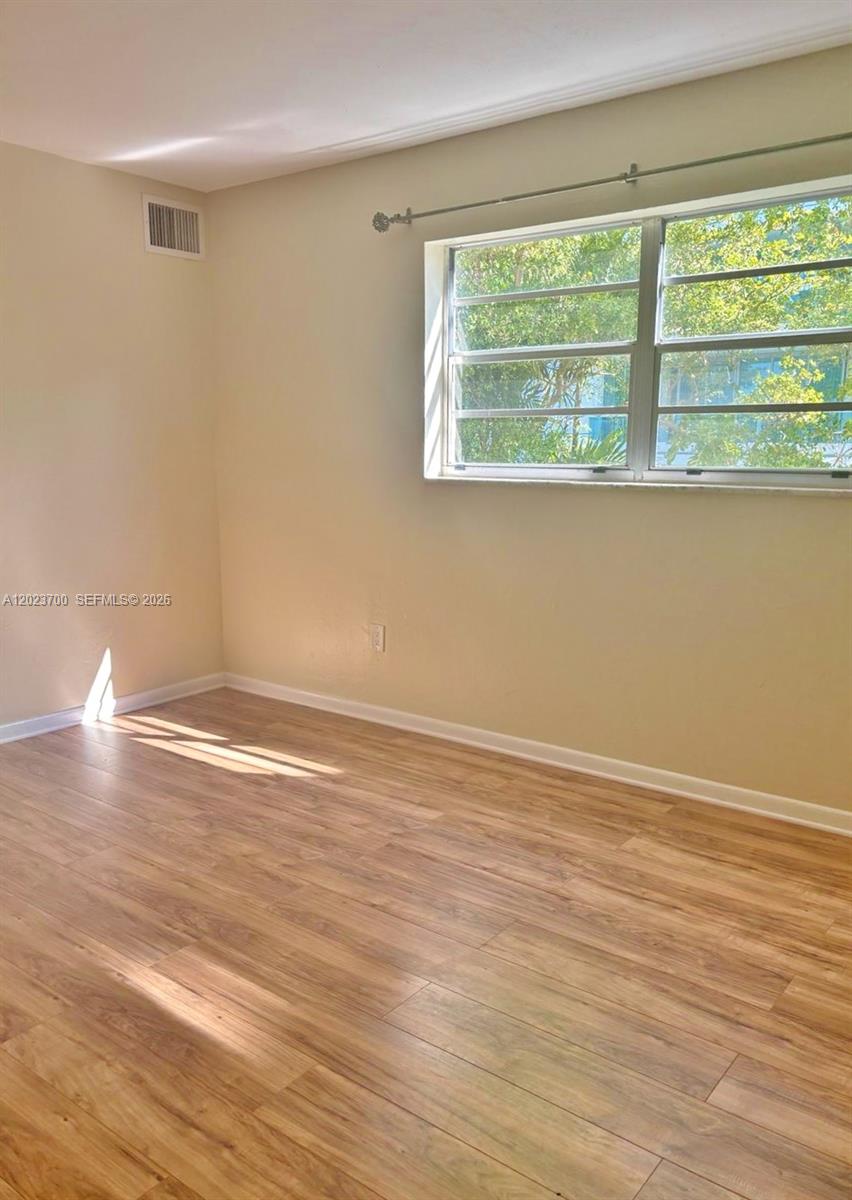 2201 Brickell Avenue 61 Property Photo 11