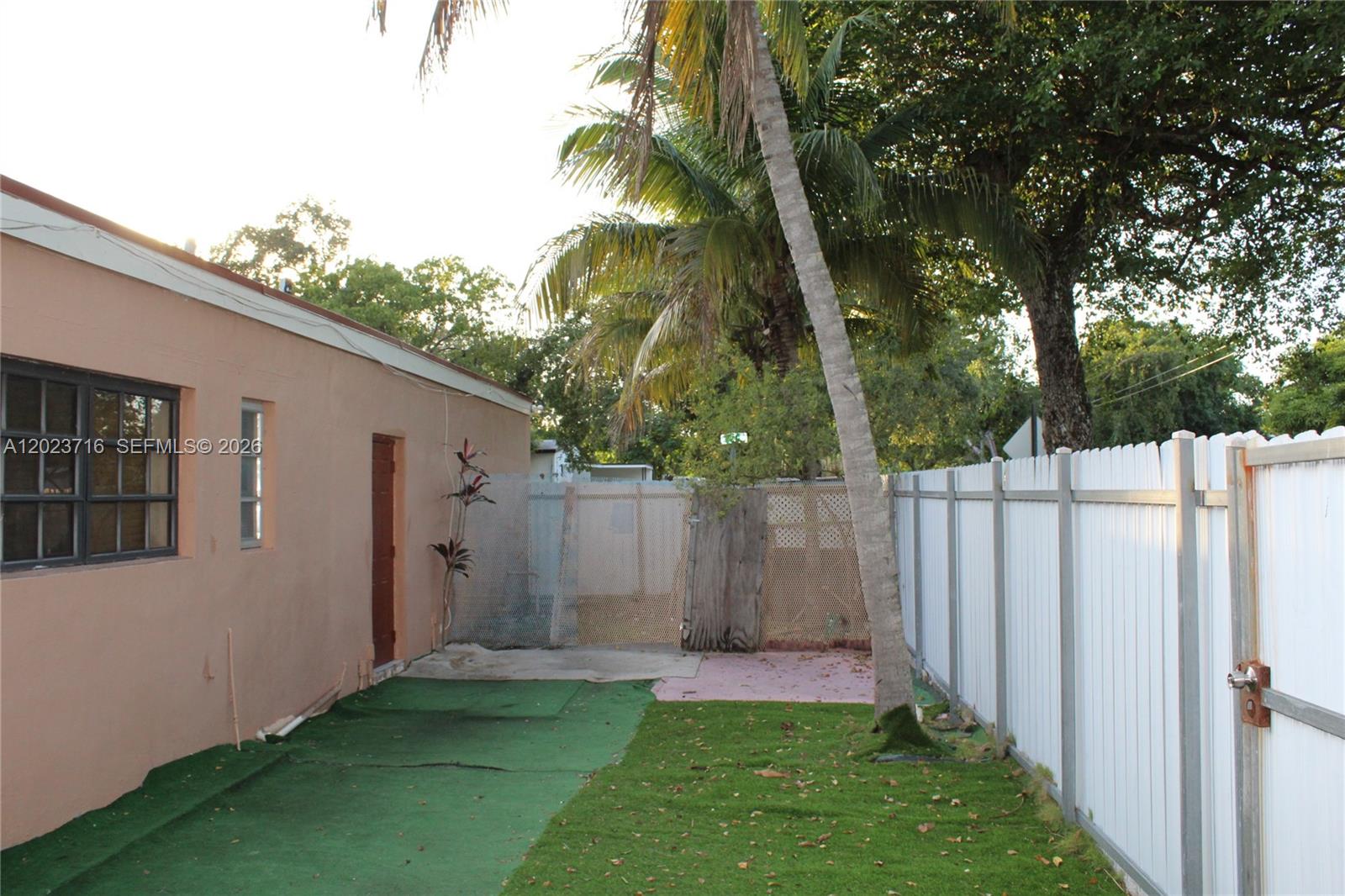13875 Ne 16th Court Property Photo 39