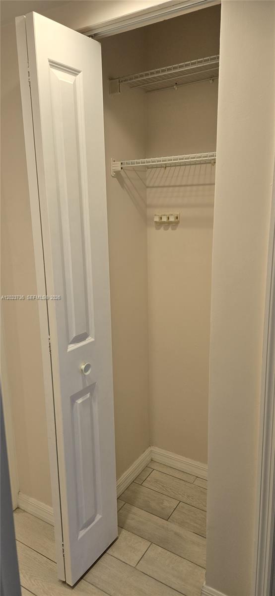 800 Parkview Drive 430 Property Photo 24