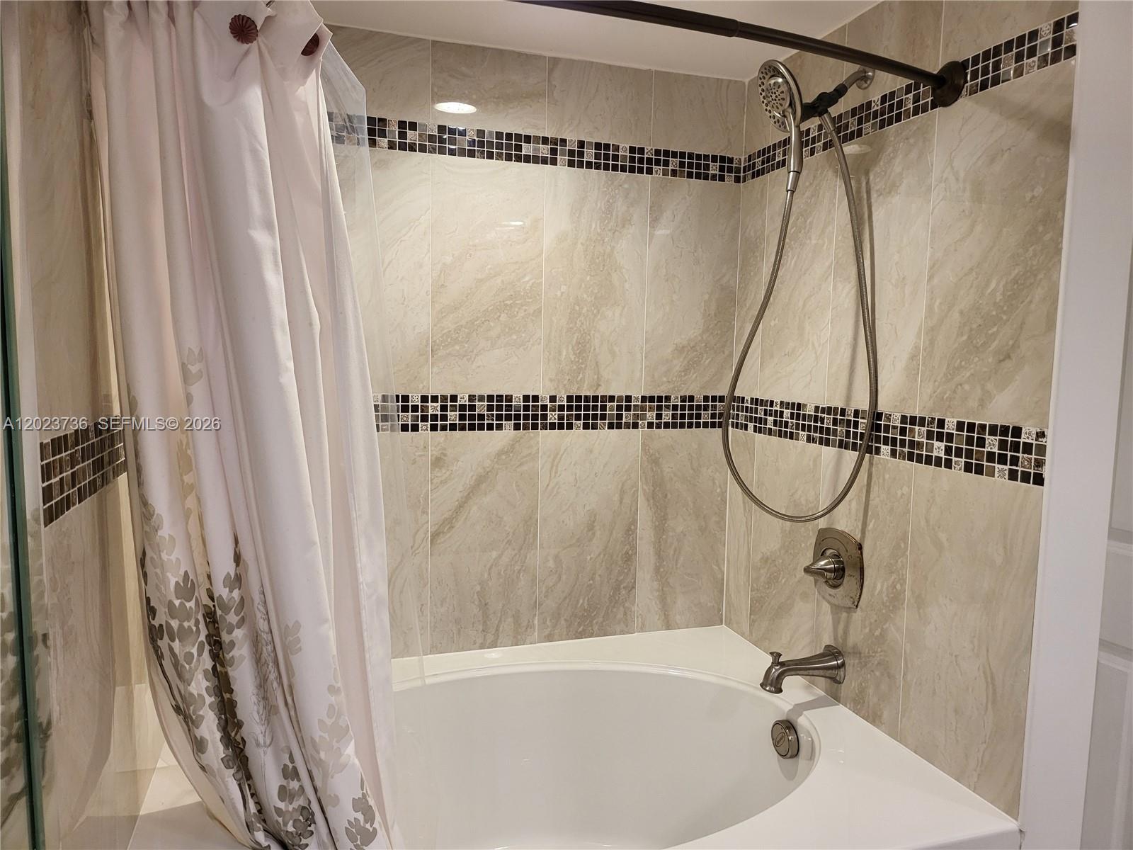 800 Parkview Drive 430 Property Photo 31