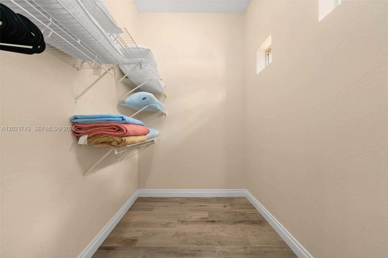 9526 Kingfisher Place Property Photo 34
